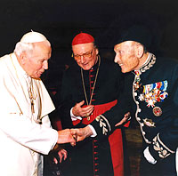Sir Sigmund Sternberg, one of the first Jewish papal knights, was knighted by both Queen Elizabeth II (1976) and Pope John Paul II (1988)